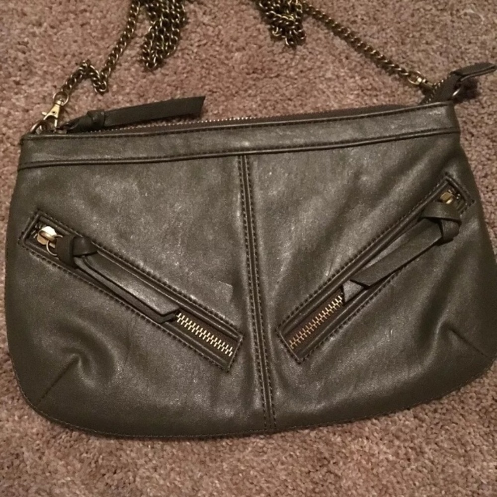 Women’s olive green gray purse with chain strap